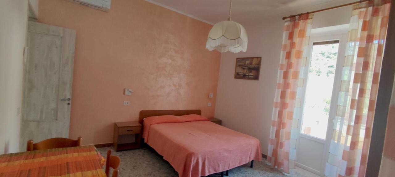Chiaia Apartments Ponza Exterior foto