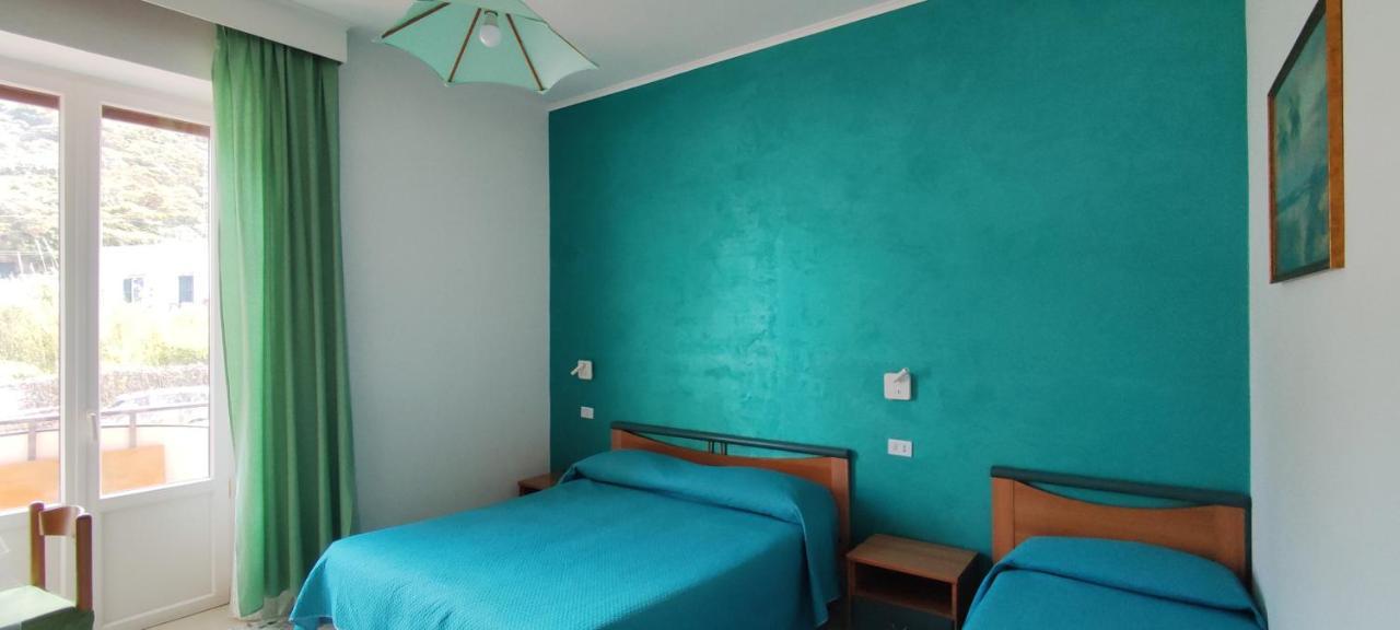 Chiaia Apartments Ponza Exterior foto